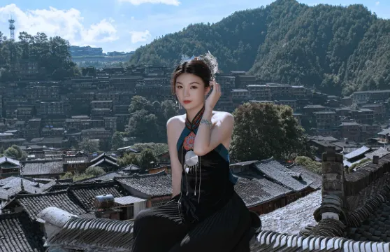 孟連Trip Moments【攝影師跟拍航拍約拍抓拍街拍寫真婚紗微電影/多語言翻譯】