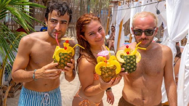 Caribbean Getaway: Rosario- Barú- Oceanarium & Tierra Bomba