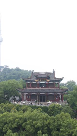 우한 당일 여행: 황허러우(황학루)|우한 장강 대교|청천각(Qingchuan Pavilon)