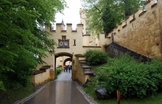 新天鵝堡+高天鵝堡+阿爾卑斯湖+巴伐利亚國王博物馆一日遊