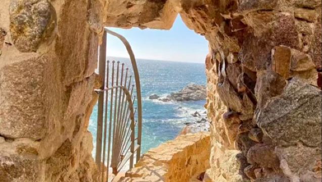 巴塞隆納Blanes+Tossa+Tibidabo中文一日遊