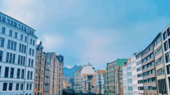 Hamburg city tour - Jungfernstieg - St. Michael's Church and other popular attractions - private charter - top pick