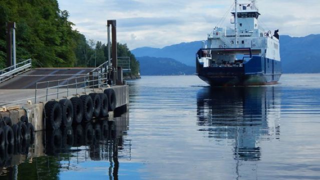 Bergen: Easy Hike to Bondhus Glacier Lake & Rosendal Visit