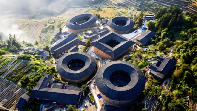 Gita di un giorno con condivisione auto da Xiamen ai Tulou di Tianluokeng, Gaobei e Yunshuiyao con prelievo in hotel nel centro città, viaggio senza pensieri