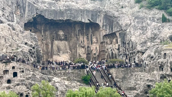 1-day private tour from Xi'an to Longmen Grottoes in Henan