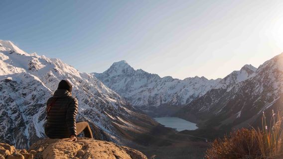 Туристический автобус Квинстаун-Крайстчерч (в одну сторону/в один конец): Квинстаун + Ледник горы Кука + Озеро Текапо + Церковь Доброго Пастыря + Крайстчерч — панорамный туристический автобус