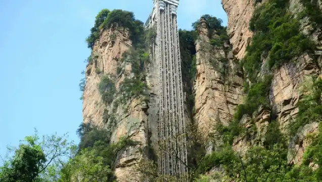 3 天私人包團:阿凡達山、最長玻璃橋、天門山及黃龍洞之旅