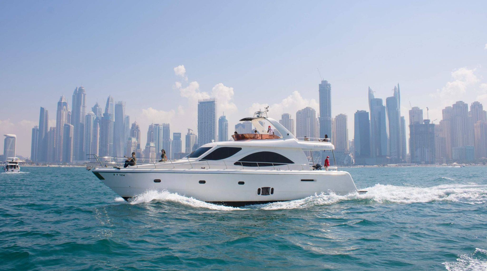 Biglietto per yacht/crociera/barca turistica a Dubai [multiple corse disponibili - mattina/tramonto/notte]