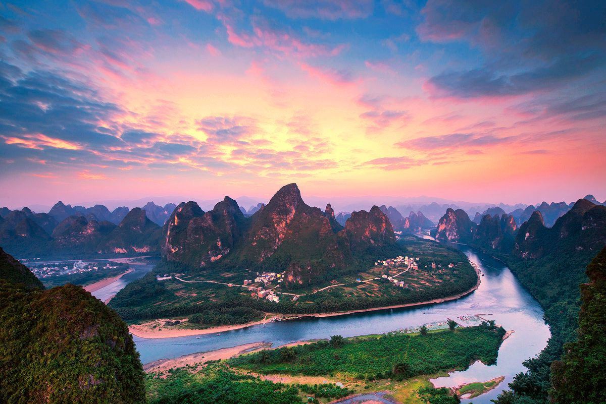 Yangshuo Day Trip: Yulong River Bamboo Rafting + Xiangong Mountain Viewpoint + Ten-Mile Gallery