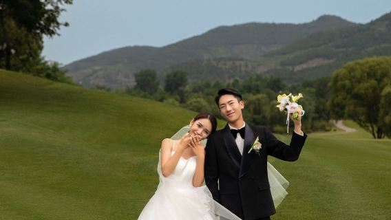白城ブドウ谷旅行写真【ウェディングフォトマイクロムービー航空撮影/メイクと衣料品&アクセサリー/カスタマイズされた旅程/ウェディング写真撮影/チャーター車ガイド】