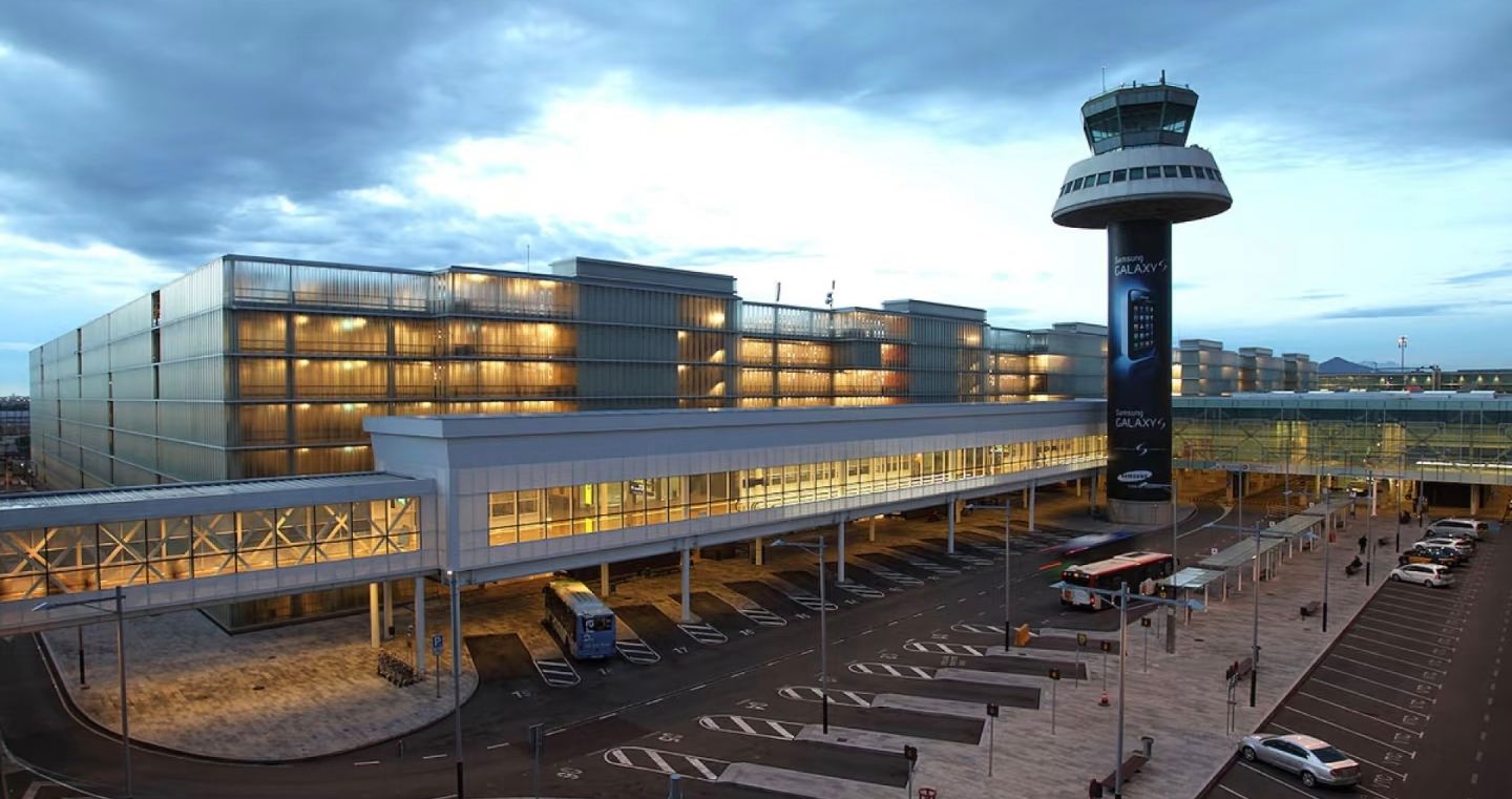 巴塞隆納機場接機／送機／機場接駁－－中文服務，專車等候