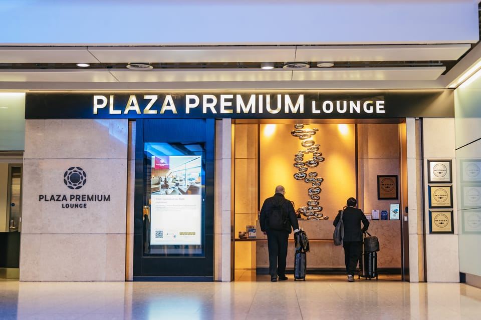 LHR London Heathrow Airport: Plaza Premium Lounge