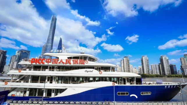 上海黃浦江遊船：大型遊船夜航【龍船／水晶公主豪華郵輪（可選自助晚餐／私人包廂+夜航）】