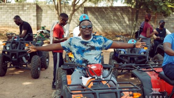 Accra: tour in quad, cascata, pranzo e avventura ad Aburi