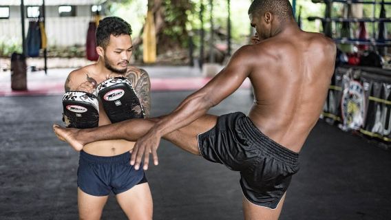 拜縣：初學者泰拳團體入門課程