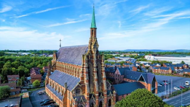 英國曼徹斯特-市區機場/接機/送機【中文司機·車型可選】