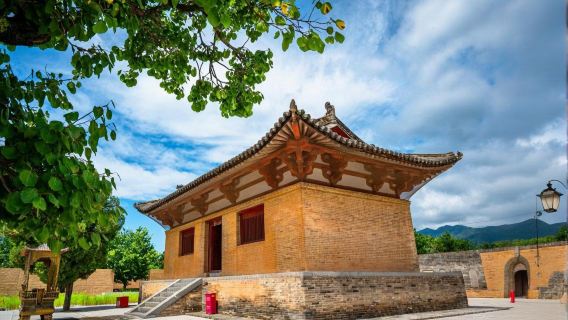 永樂宮+廣仁王廟+鸛雀樓+大鐵牛+普救寺+關帝祖廟+鹽湖1日