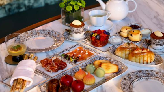 Grand Hyatt Macau|Afternoontea menu bij Fountain Cafe in de lobby|Klassieke afternoontea of tipsy afternoontea menu beschikbaar