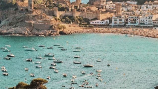 巴塞隆拿Tossa小鎮+Blanes植物園包車遊【中文司機】