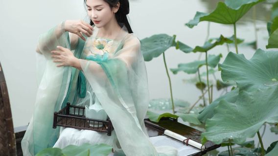 Lushi trip moments[Photography and videography services including family-friendly, individual and couple photos, short videos, promotional videos, portraits, wedding photos with all raw images provided]