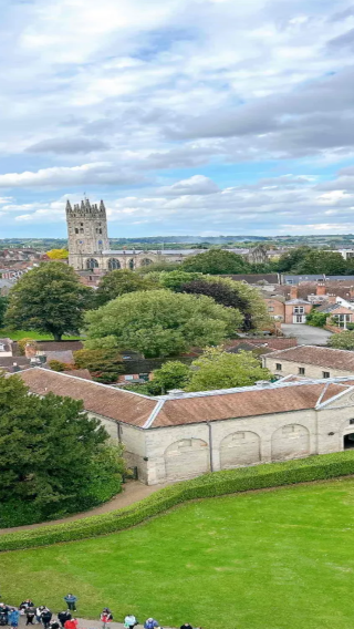 [Chinese/English private charter] London round-trip + Cotswolds AONB + Chipping Campden [Optional villages]