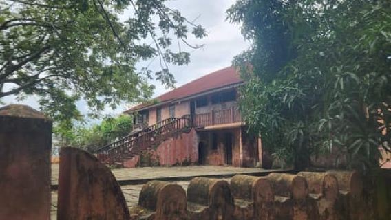 Zanzibar Stone Town Tour, Prison Island & Nakupenda with BBQ