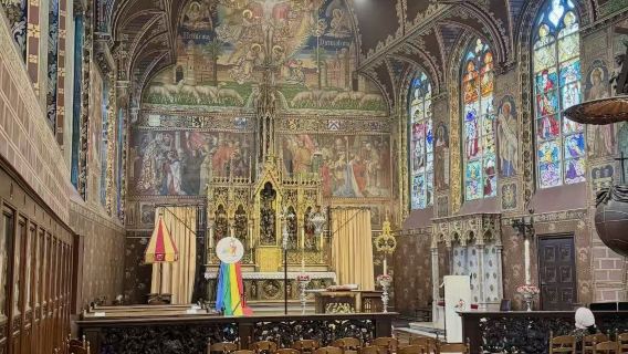 Belgium Brussels Menara Belfort - Gereja Darah Suci - Dataran Burg - sewaan peribadi bahasa Cina - Nikmati