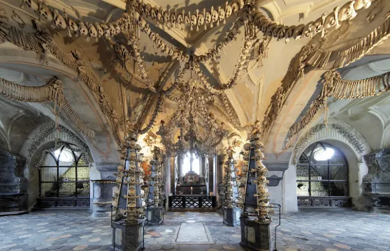 捷克骨骼教堂一日遊【布拉格來回】