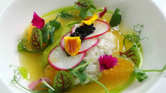 北投ロイヤルホテル純味ランチまたはディナーオプションクーポン（平日+NT$100、休日+NT$250）