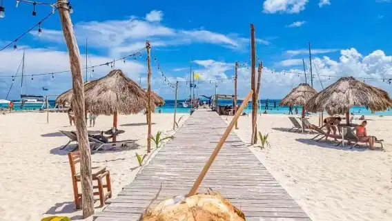 Mexico Boutique Tour-Mexico Women's Island + Coral Reef Snorkeling Site + Snorkeling Experience