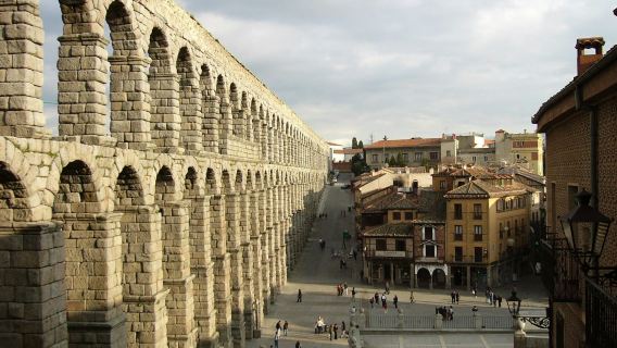 Segovia: Full-Day or Half-Day Guided Tour from Madrid