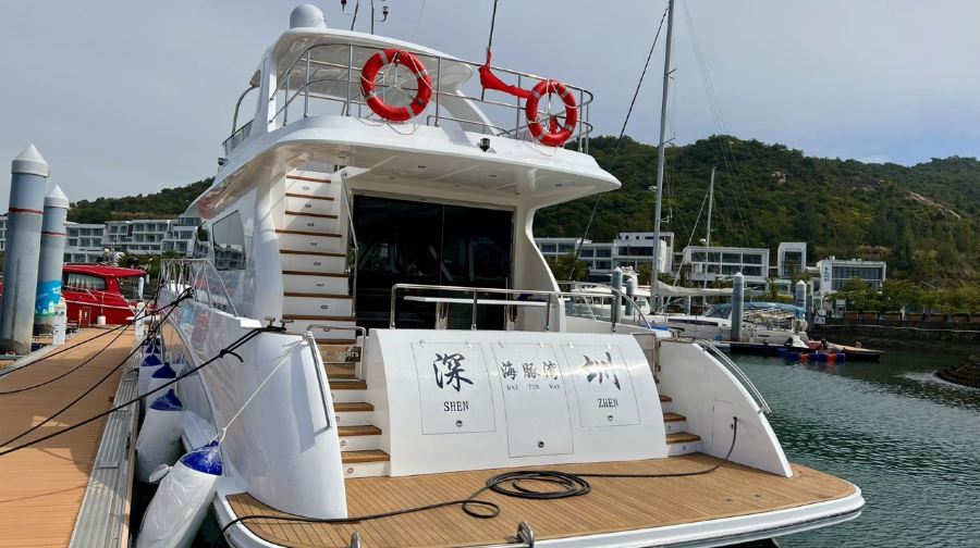 【深圳遊艇 包船出海】75尺寬敞舒適 浮潛海釣 可私人訂製遊艇 可選七星灣/較場尾出發