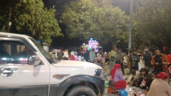 Tour Aarati di 90 minuti sulla riva del lago Pokhara