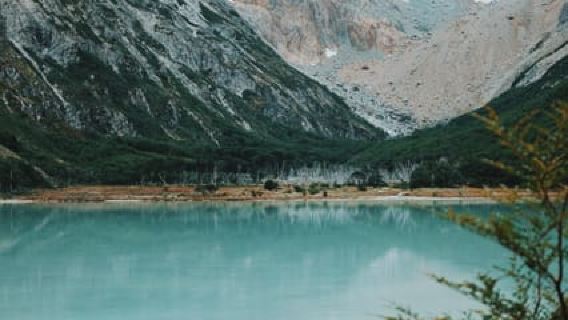 USHUAIA|Trekking Laguna Esmeralda