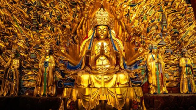 重慶-大足石刻日帰りツアーアクティビティ【往復送迎+入場チケット+宝頂山石刻+北山石刻+有資格ガイド】