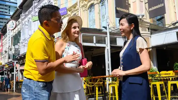 Singapore Introductory Tour: Private & Custom with a Local Guide