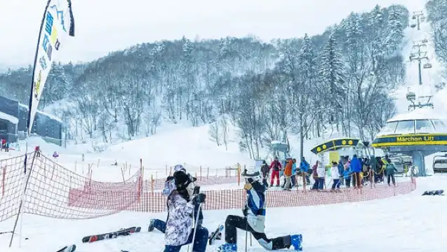 北海道二世谷滑雪場，熱門滑雪場，滑雪接送、滑雪教練，滑雪體驗