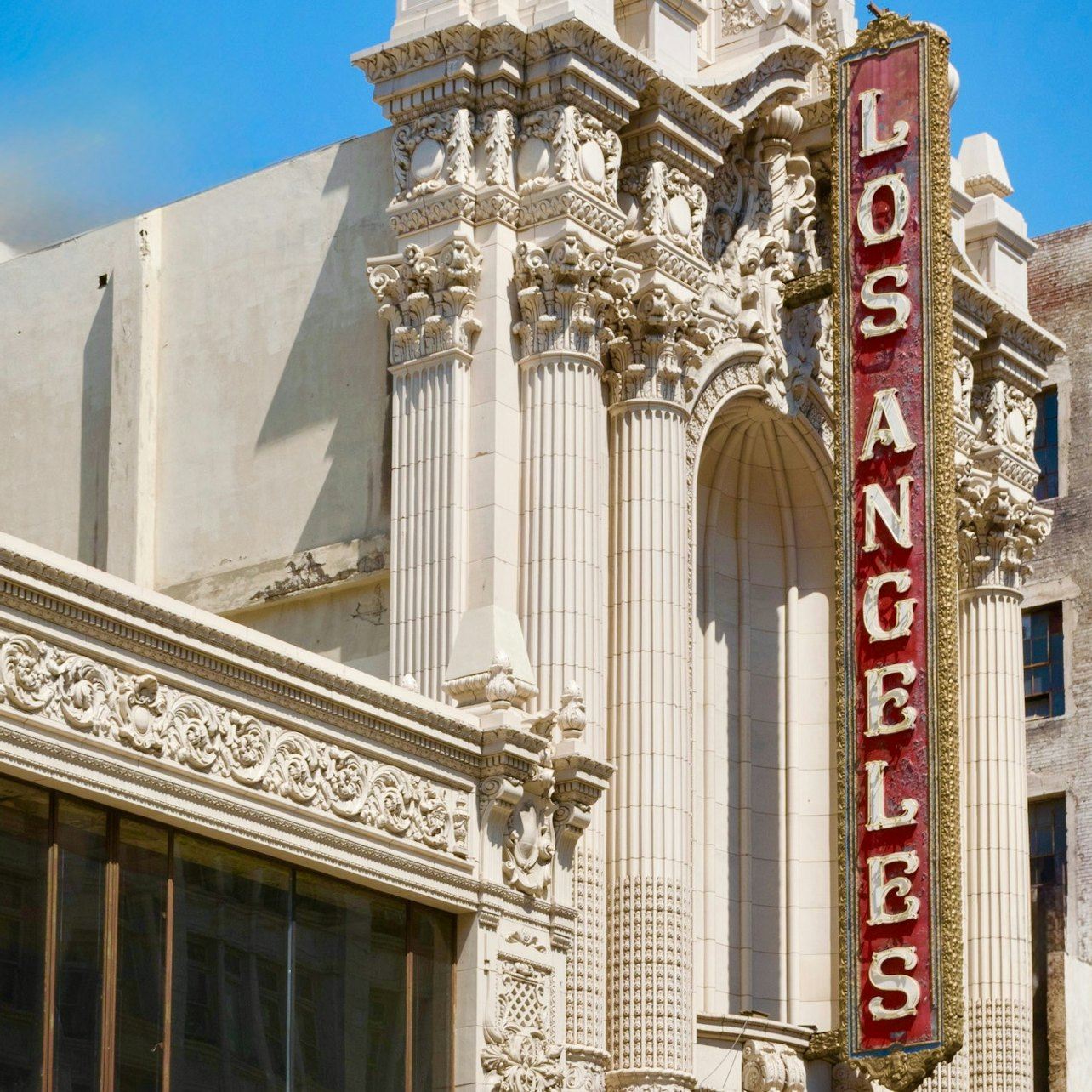Downtown Los Angeles: History and Architecture Walking Tour