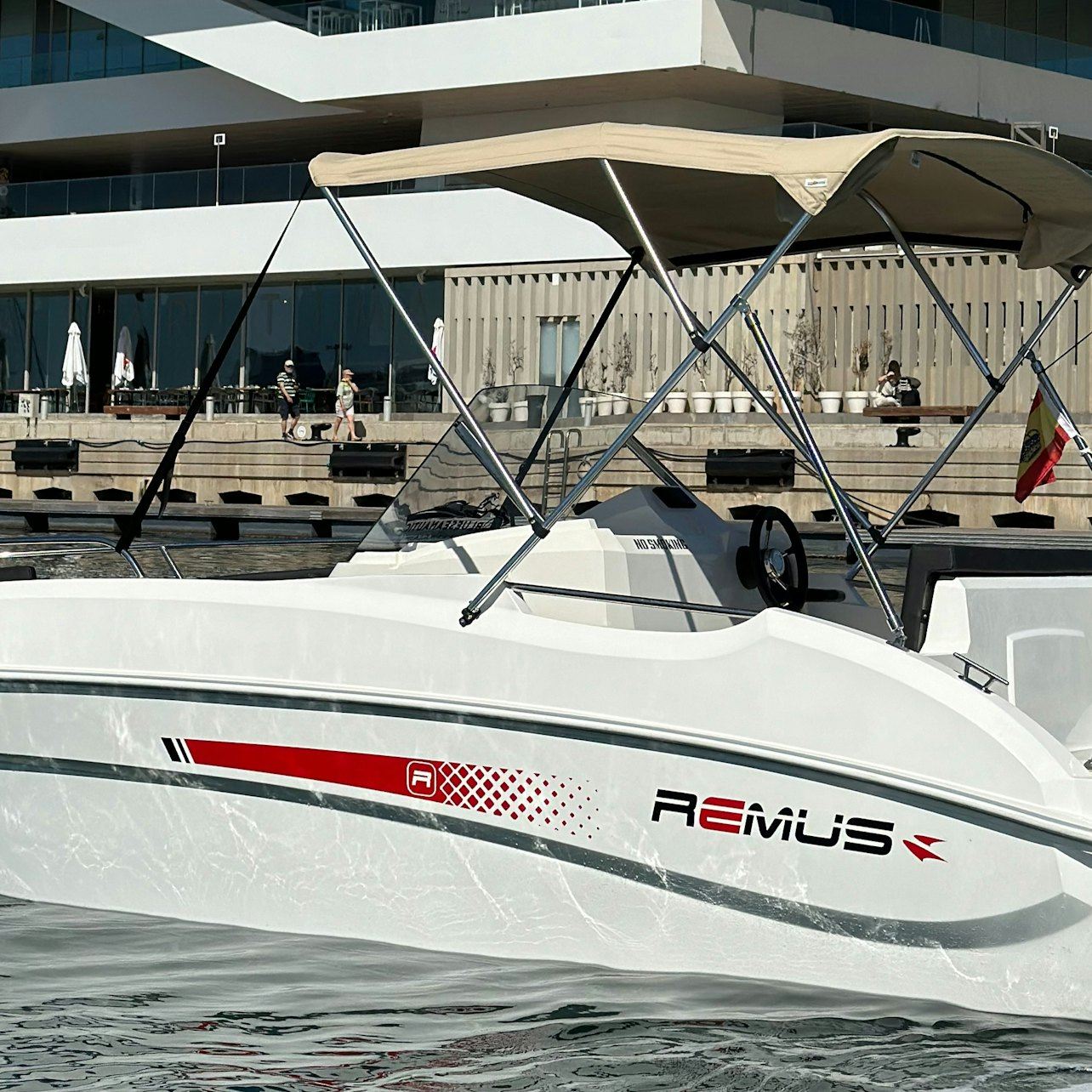 Nicht zugelassenes Boot