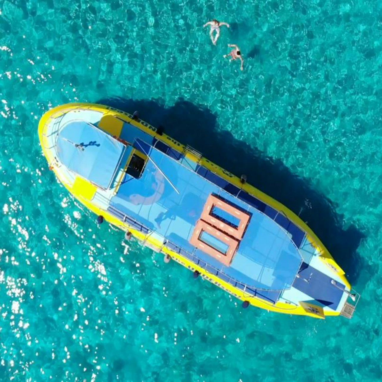 聖保羅灣、林多斯和納瓦羅內灣：河馬潛水艇之旅