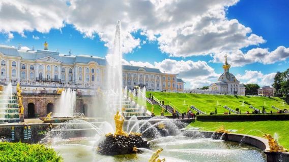 Peterhof Palace + Pavlovsk Park Day Tour