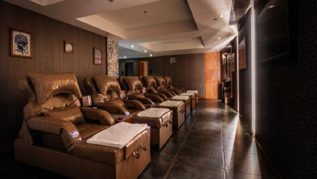 森足養生館 | 24小時營業 | 超過5000呎場地 | 淋浴及桑拿設備齊全 | 獨立VIP房間