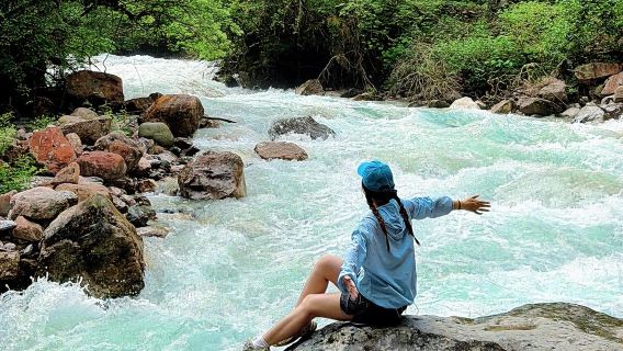 Ya'an | Hiking and check in at Laba river/Dongla mountain grand canyon to claim medals 1-day tour | Choose 1 of 2