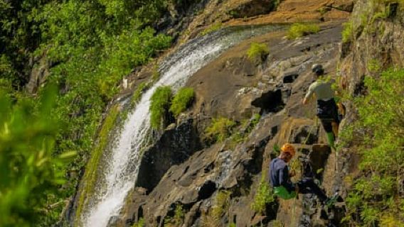 Mauritius: Tamarind Falls Canyoning Adventure