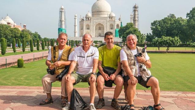 From Delhi – Private Day Tour to Agra (With Sunrise Tour Options)