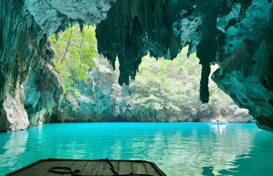 廣西百色+巴馬三門海/百魔洞+南丹瑤望天下一日遊（私家團）