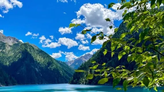 Jiuzhaigou Private Tour