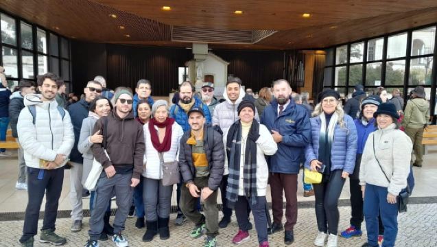 From Lisbon: Fátima, Nazaré, Batalha, and Óbidos Guided Tour