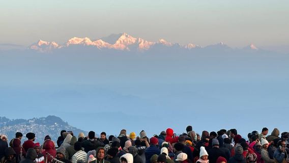 Darjeeling: escursione all'alba sulla collina della tigre - gita guidata di un giorno