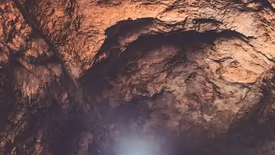 Jomblang 洞穴探險和 Timang 海灘